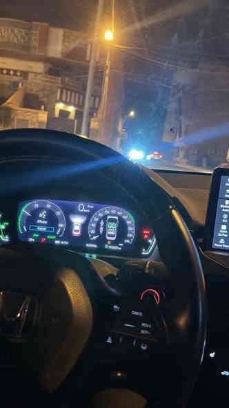 السلام عليكم 
هوندا اكورد ٢٤ exl ممشاها ١٣ الف كيلو قابل للزياده 
حادثها ٦ قطع ومكفوله من كهربائيات ومحرك وباقي السوالف بس كشرها متضرر  والتصليح مالتها صار درجه اولى 
٤ قطع من امريكا وهنا بلعراق صار بيها حادث قطعتين 
ب ١٦٨ عارضها رقمها بغداد وباسمي وتحويل ثاني يوم 
وهذا رقمي بي واتساب واعتذر على الاطاله 
***********
