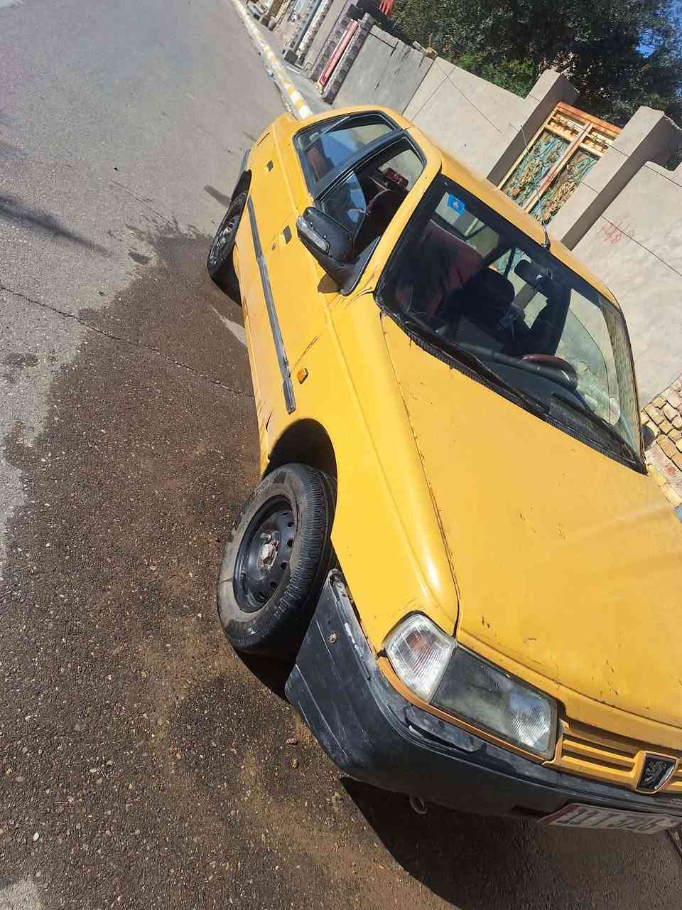 بيجو روى موديل 9 
سياره مرتبه وجاهزه كير مكينه اكسل مكفولة رقم نكليزي بغداد عارضه 20 وبيه مجال مكاني واسط الحي الاستفسار ‏‪***********‬‏
