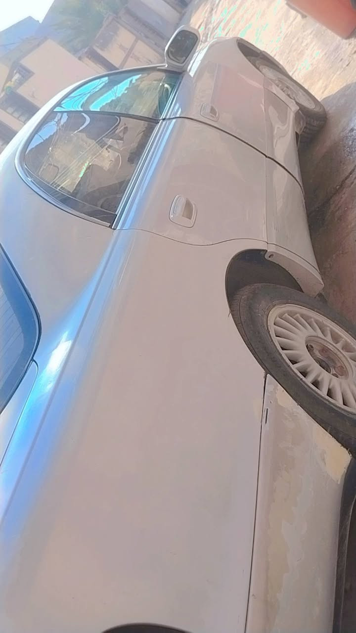 سلام عليكم البيع او مراوس تيوته اكراون رقم ديالئ تحويل ثاني يوم كير محرك بطه  السعر 44 وبيه مجال اتصل عل الرقم *********** العنوان ديالئ المقداديه
