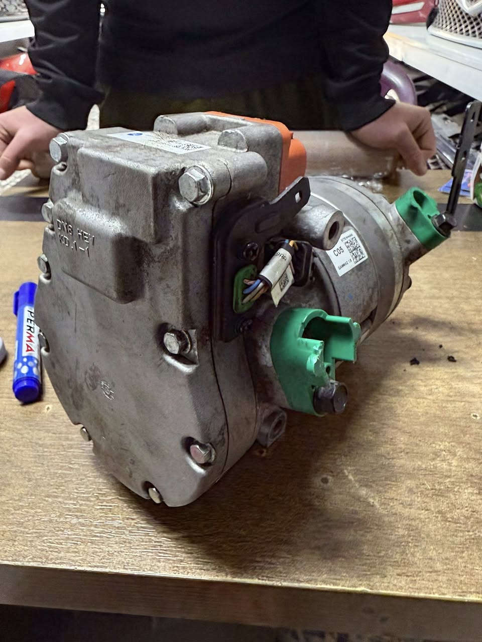 متوفر كمريسر هايبرد وEV للاستفسار ***********-*********** العنوان بغداد شارع 6
