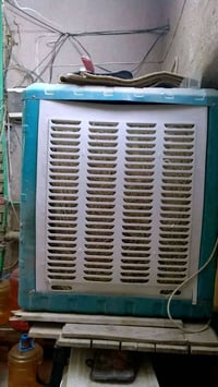 اغراض للبيع  سبلت عمودي شغال طنين وثلث  مبردة سرعتين شغالة  قفص مكيف  ...