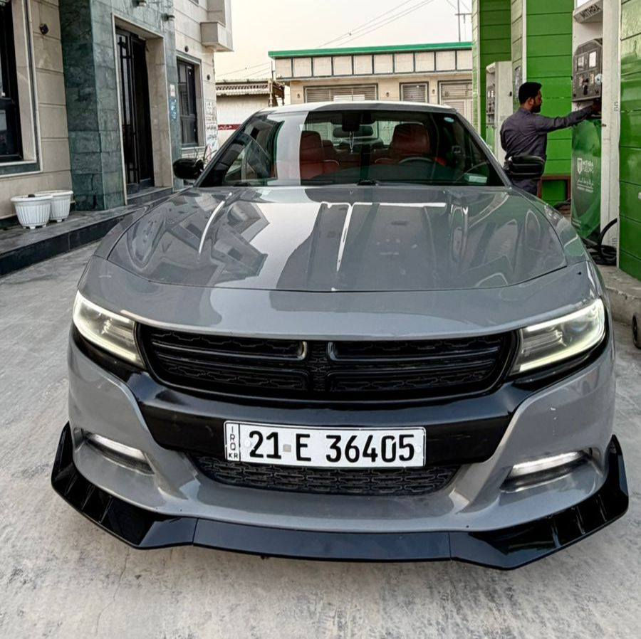 جارجر 2019 كندي بلاك توب 
كفاله فقط بارد كم مكان بسيط 
محرك كير واير بشرط مامفتوح 
سيارة حيل نظيفة كلشي عل بلاد جديد 
سنوية هزة كلشي جديد مدفوع لـ
باسمي السنوية بشرط تحويل وغرامـة
سيارة مابيـها دينار مصرف كامل من كل نواحي
ماشيه 90 حداديه جديده برغي ما تصرف عليه
 رقم سليمانه ب اسمي  ***********
