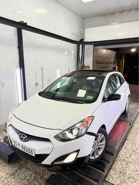 من رخصه الادمن
هونداي النترا GT
2014 السياره جاهزه على اخر حبايه ما بيه نقص يعني كبل تشغل وتطلع السياره بيه أربع قطع صبغ بدون لغود وبدون شواصي السياره فول مواصفات واحد على واحد عدى البصمه 
بس بصمه نقصه ولسياره كير والمحرك والصدر والتراي ولتبريد كفاله وتخم تاير ولايلون كشنات وفول نضافه ولسياره باسمي شخصياً باجر احوله الك السياره دواخله مكفوله رقم انكليزي وسنويه جديده وهزه جديده ولسياره مابيه نقص تخم تاير ويل كب  السياره بانوراما فول فول ولسياره مكانه بغداد  الامين الثانيه ورقمه بغداد جديد  وسعره 98 وبيه مجال حك الجيه والعمله *********** مؤمل حسين Colombo
