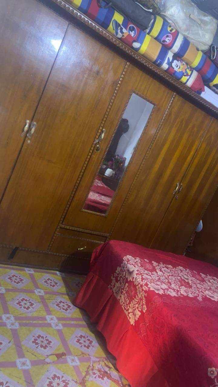 السلام عليمك غرفة خشاب البيع مستعمله قليل السعر 450 وبيها مجال قليل مكاني بغداد الكرغوليه قرب الجسر الجديد ***********
