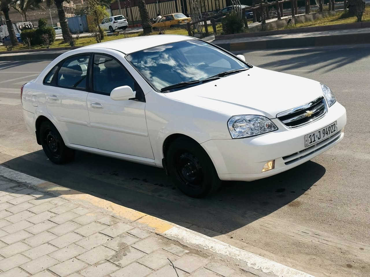 سلام عليكم شباب ورمضان كريم عليكم انشاءالله  شباب اوبترا موديل 2007رقم بغداد دولي شركه العامه السيارت سنويه الغايه 2030هزه جديده 
تحويل مباشر شباب السياره كفاله عامه من الحادث وضربه بيه 3قطع صبغ ابيع حزام  السياره ع وضع الشركه مكينه شرط ما مفتوحه كير صدر امامي خلفي تدفئه تبريد ثلج ويه السويج تخم تاير قبل سبوع شاده  دوشمه عام السياره ع وضع الشركه مال بيت مجرد اروح بيه من الدوام البيت نضيفه شكد متصور ومتعوب عليهه كلش كلش نضيفه وين ميعجبك شرط الفحص ماشيه 167الف حقيقي شكد متصور نضيفه السعر 67$وبيه مجال بسيط وسوك كلشي بي شباب الله يحفضكم انشاءالله الي ميعجب المنشور يعبره ويدعيلنه بل رزق 
مكان السياره بغداد الشعب نهايه الفورتات 
***********ابو حسن الشمري
