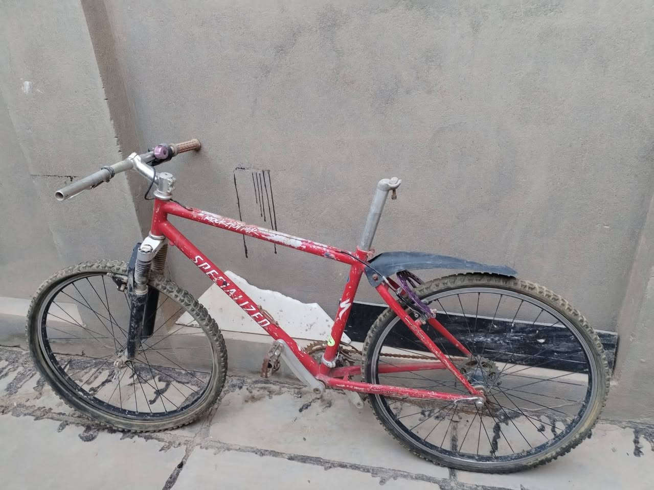 السلام عليكم، هذني البايسكلات للبيع في الديواينة اليستفاد منهن يخلي سعره ويراسلني


**إذا كنت صاحب هذا الإعلان وتريد حذفه لأي سبب، رجاءا أرسل رسالة إلى الدعم الفني**