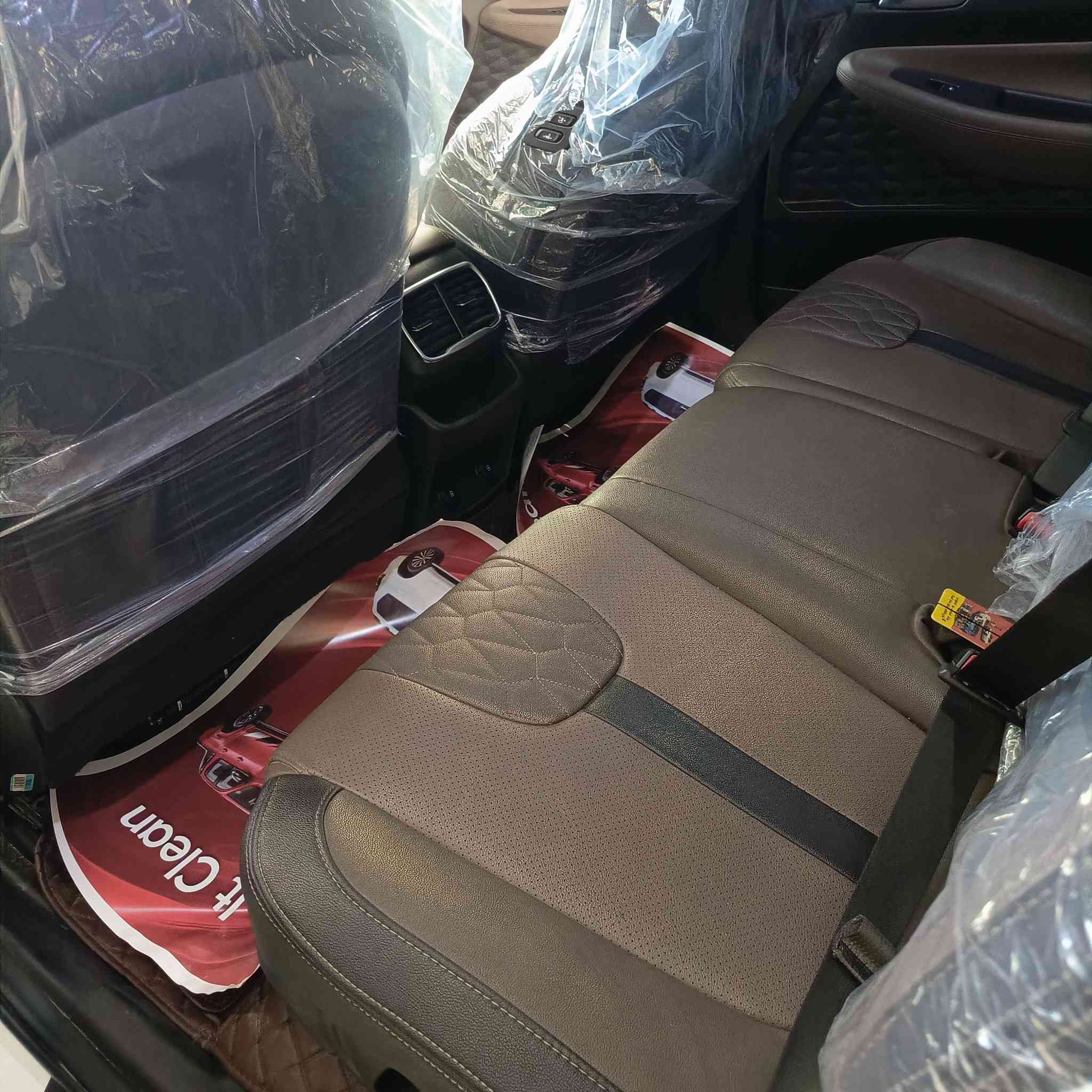 سنتافي ٢٠٢٠ خليجي ٦ سلندر ٧ راكب
رقم بغداد بأسمي
ماشية 75
مكفولة من الصبغ بيها بارد شي بسيط كلش 
كامرا خلفية
حساسات امامي وخلفي
تبريد ٣ قطع 
تشغيل عن بعد 
بصمة ابواب وصندوق ٢ بصمة 
شاشة لمس كار بلي 
تحكمات ستيرن مع شفتات
كراسي أمامية كهرباء
بردات خلفية بلاد
انارة ترحيب مري و يدات ابواب
جكمجة ثلاجة
ويل ١٩
صندوق ذكي يفتح عند الاقتراب
٤ مودات قيادة
السيارة جاهزة مابيها اي نقص
السعر 24000$ مجال بسيط
مكان السيارة بغداد
للاستفسار***********
