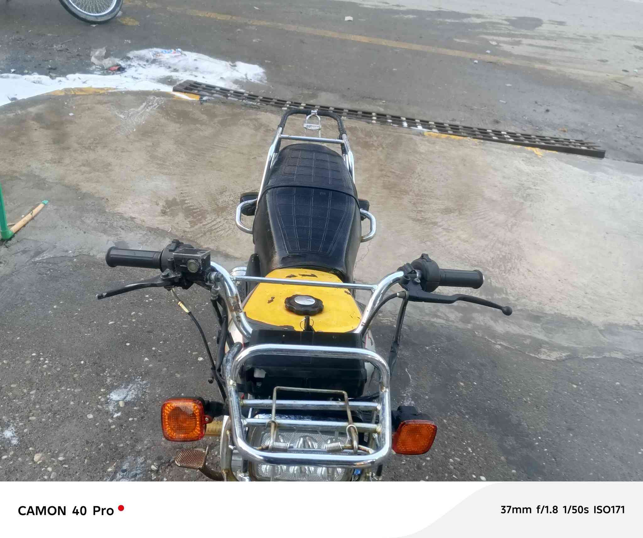 مطور ابو السلف فول شرط تحريكه معدل المطور حلو السعر 300 وبي مجال حك جيتك رقمي ***********
