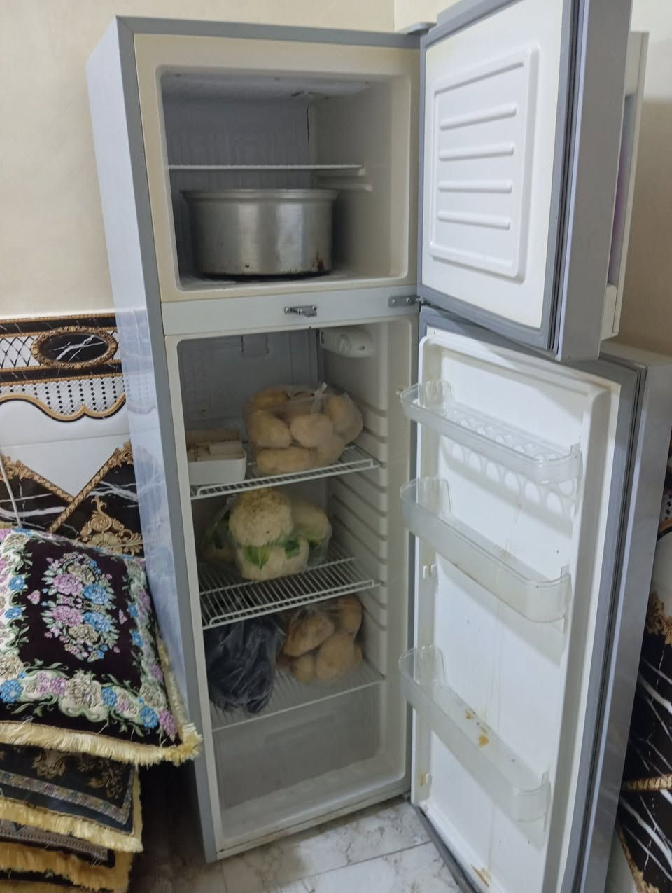 ثلاجه نوع انفتي السعر 165ابد ما داخل تصليح وجدا نظيفه


**إذا كنت صاحب هذا الإعلان وتريد حذفه لأي سبب، رجاءا أرسل رسالة إلى الدعم الفني**