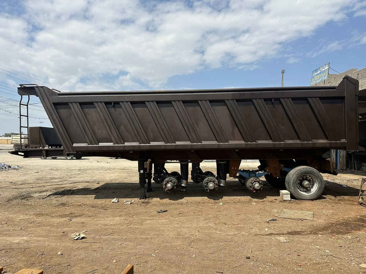 ماكنيسان للبيع (كاعية 8 ملم قطعه وحده صفاح 6 باب 5 صدر 6 شاصي 16 شريط 12 دناكير 16) الاستفسار هاذ الرقم (***********)
