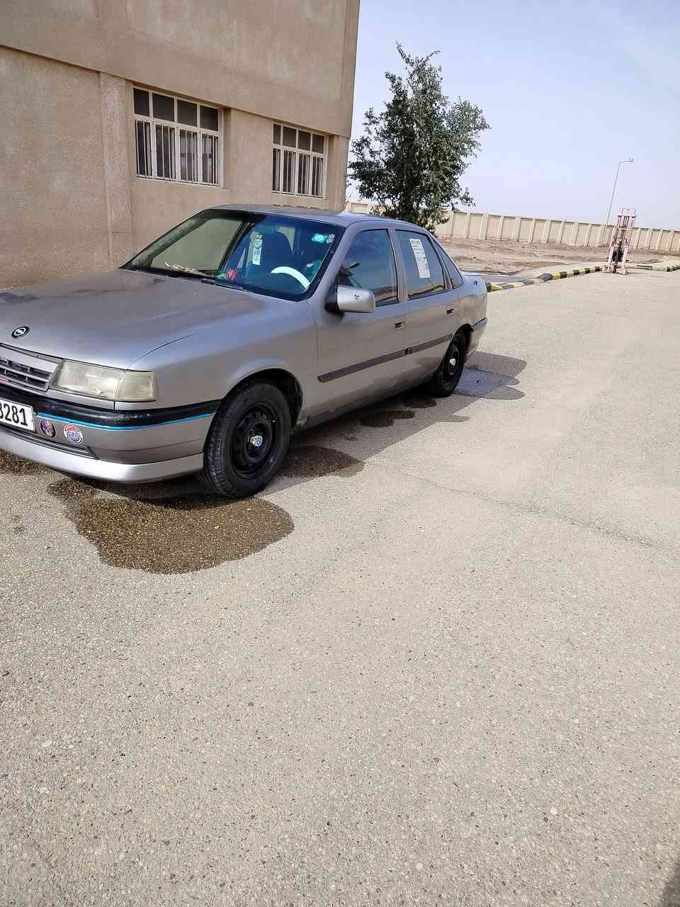 السلام عليكم البيع أو بل فكتره موديل 1989رقم بابل نكليزي بسمي السنويه الغاية 30 محرك  حجم 20 كير عادي مصبوغ عام فقط مكاني نجف سعر 35 رقم ***********
