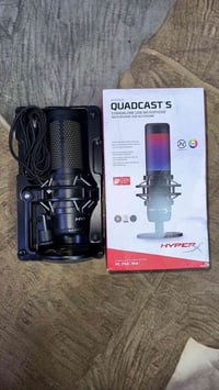 مايك HyperX • QuadCast S • نظيف جدا