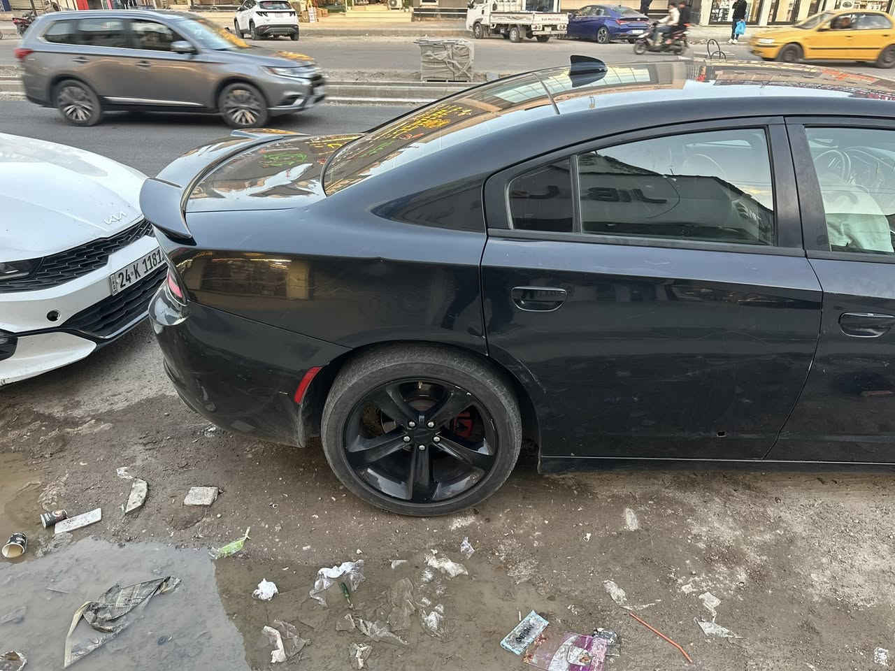 سلام عليكم جارجر ٢٠١٥بيها اربع قطع مكفولة شواصي ولغود سيارة فول رادار امامي وجانبي فول الفول عدة الفتحة وسعر مناسب ب ١٥٥ ورقة فقط مكاني كرادة وسيارة بيها ملاحضات تجي وشوف ***********
