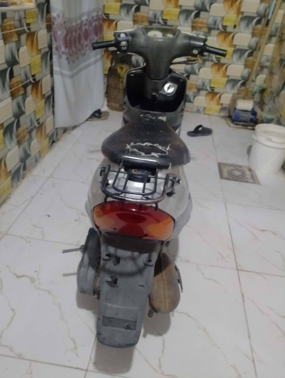 بيجي للبيع نضيفه كهربائيات كلها شغاله مفتوحه سلف شغال فقط باتري سعرها 275 بيها مجال مكان سماوه


**إذا كنت صاحب هذا الإعلان وتريد حذفه لأي سبب، رجاءا أرسل رسالة إلى الدعم الفني**