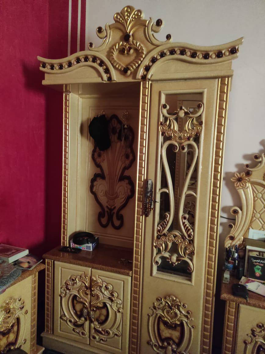 سلام عليكم غرفه كامله تفصال بعد ويه جربايه ومرايه كامله جديده 1400 ***********
