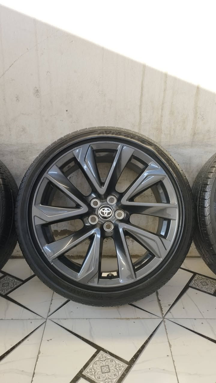 اسلام عليكم اخوان سعر 375 الف كلش مناسب واصل وجب جديد طخم ويل تايرات حجم18 شريكة أصلي بلادي مال كورلا XSE موديل 2023 لا كسر لا لحيم لا عواج طخم تايرات يوكوهاما 225/40/18سعر طخم 375 الف اخوان ويل يرهم عل LE عنوان كركوك قادسي أو لا يم نادي سولاف رقم اسيا بي واتساب *********** ***********
