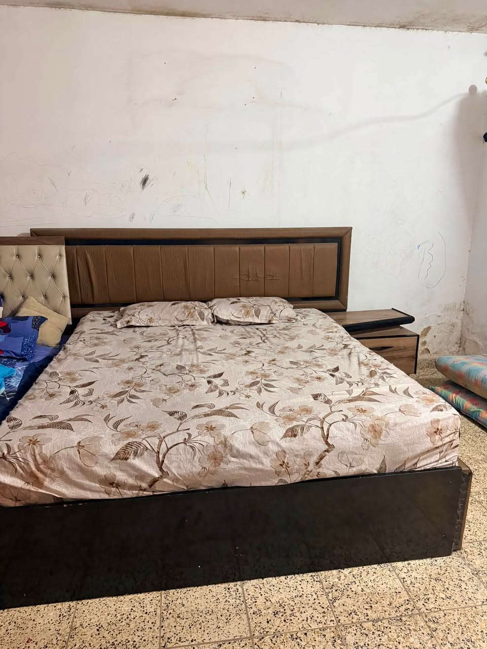 السلام .. عليكم  غراض مستعمله ونضيفه للبيع
غرفة نوم ايطالي 7 قطع
سياره
ماطور
بايسكل كبير وصغير
جربايه نفر 
التفاصيل والسعر خاص…مكاني سبع ابكار


**إذا كنت صاحب هذا الإعلان وتريد حذفه لأي سبب، رجاءا أرسل رسالة إلى الدعم الفني**