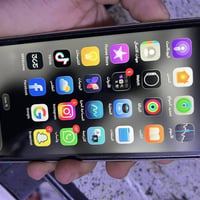 آيفون ١١ • ١٢٨ • بطارية ٧٥