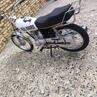 دراجه للبيع اوراق سكنر 26 صار لها يومين من معمره الدهن بعد ما بابه0777...