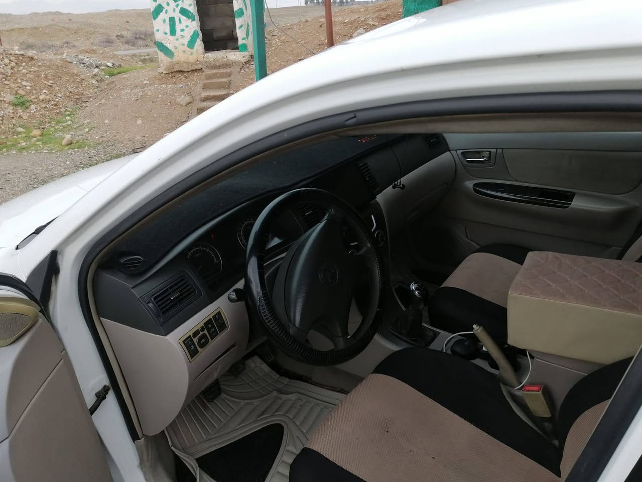 أَلسلام عليكم 🙋‍♂️
جيلي 
موديل : 2013 
لون : ابيض 
محرك : 1.5 cvvt
رقم نينوى جديد : ( 12 ) 
رقم وهزة وسنوية جديد ✅
مواصفات : فول عادي👇🏽
كير عادي 🫳🏽
داخل لونين 🍂
اشاير بالمري 💥
يدات نيكل 👉🏼 
محرك & كير ( شرط ) 
تبريد ثلج 🥶 + تدفئة نااار 🥵 
♦️ وعليها ادامة حدادية كاااملة كلو جديد وشرط !! 
شرط الوكالة والتحويل 👍🏽✅
أَلسعر : 72 وبيها مجال للطيبين ......✓

📌 للأستفسار : *********** اسيا 
                       *********** كورك
