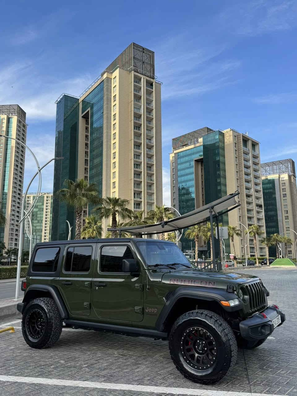 Jeep Wrangler Rubicon 
جیب رانکلر روبیکون
اللون زيتوني مميزة
سيارة جديد جديد
بونيد صبغ 
ارباك ستيرن سيستم 
٤ قطعة بس كلير امريكا يعني بدون ضربة و بدون معجون 
۹٠ الف ماشي 
رقم و سنوي فحص و هزة كل جديدة 
 سعر ٢۳٥ ورقة و معاملة 
أربيل 
***********
***********
كورك & واتس أب
