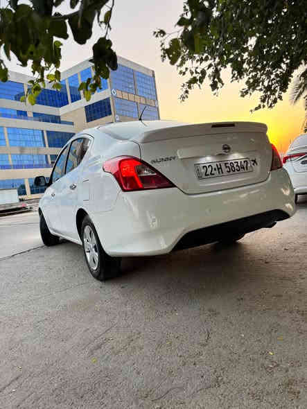 السلام عليكم. 
نيسان سني هندي بليته زركه 
مديل 2019
صدر امامي خلفي كله جديد 
كهربائيات مكفوله 
تخم تاير كله جديد 
مكفوله مبيهه اي نقص 
السياره مكفوله من كير ومكينه وتبريد 
ولا ضربه ولا صبغ 
هزه جديده سنويه لل ٣٠ 
جاهزه السياره بسمي 
مكاني بغداد الكرخ 
سعر 105 وبيهه شي بسيط
رقم الهاتف 
*********** بغداد
