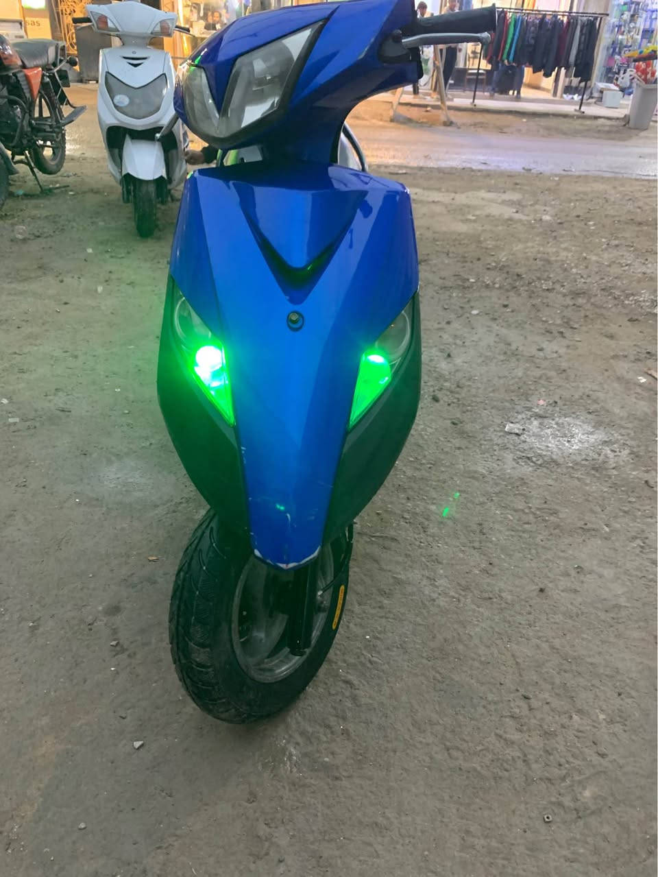 موقع بغداد  الدوره جمعيه خير الله  دراجه بلا ديه كله بس كابريته مبدله  ما بيه مجال بغداد, العراق


**إذا كنت صاحب هذا الإعلان وتريد حذفه لأي سبب، رجاءا أرسل رسالة إلى الدعم الفني**