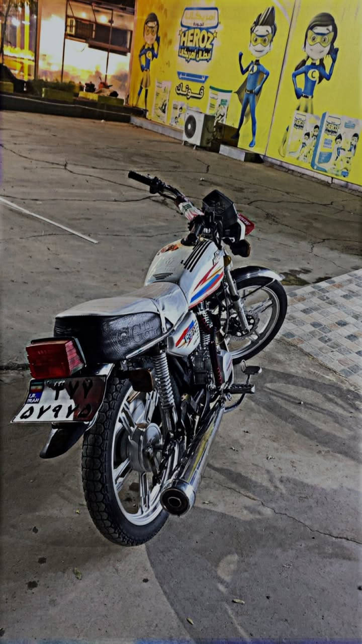 السلام عليكم دراجه نامي برو موديل 2023  محرك كبس ما مفتوح دراجه خير من الله معدل و شلعه نضيفه حيل صالصنه مكز اصلي هاذا رقمي ***********
