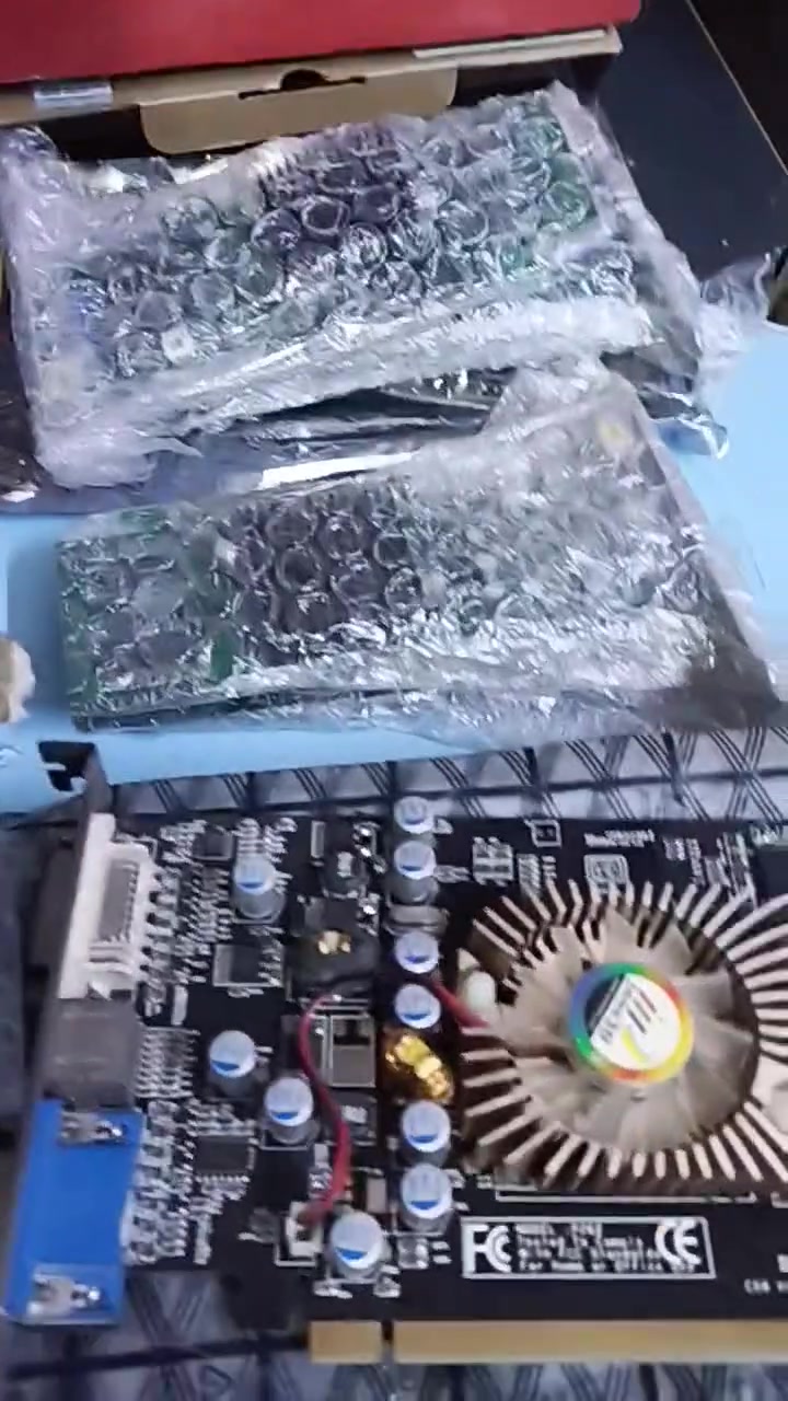 السلام عليكم .. البيع فحم فحم
شلعة قطع حاسبات 21 كارت شاشة جديد
شوف الفديو للاخير 
لحد يسألني على السعر . اخوان مااعرف 
اعلى سعر ابيع 
مفرد  ماابيع 
البيع  شلع


**إذا كنت صاحب هذا الإعلان وتريد حذفه لأي سبب، رجاءا أرسل رسالة إلى الدعم الفني**