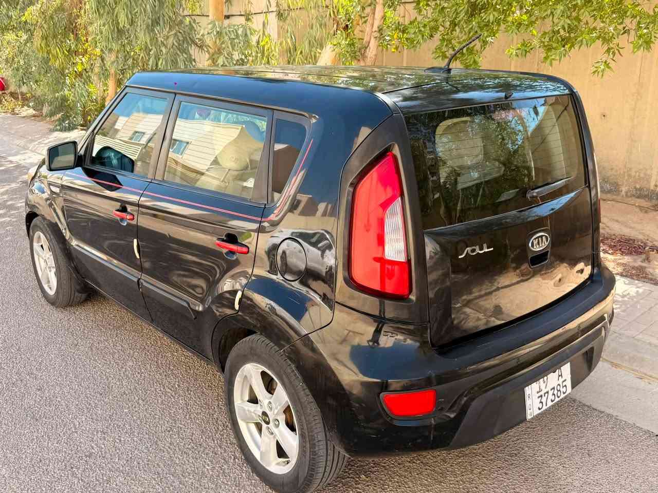 كيا صول وارد امريكي 2012
رقم كربلاء تحويل مباشر 
عداد المسافة : 125 الف mill
حجم محرك : 4 سلندر 1600 دوش 
الضرر : جاملغ و بنيد 
السعر : 75 ورقة و قابل لتفاوض  
للاستفسار الاتصال 
***********
كربلاء / مجمع الدرة
