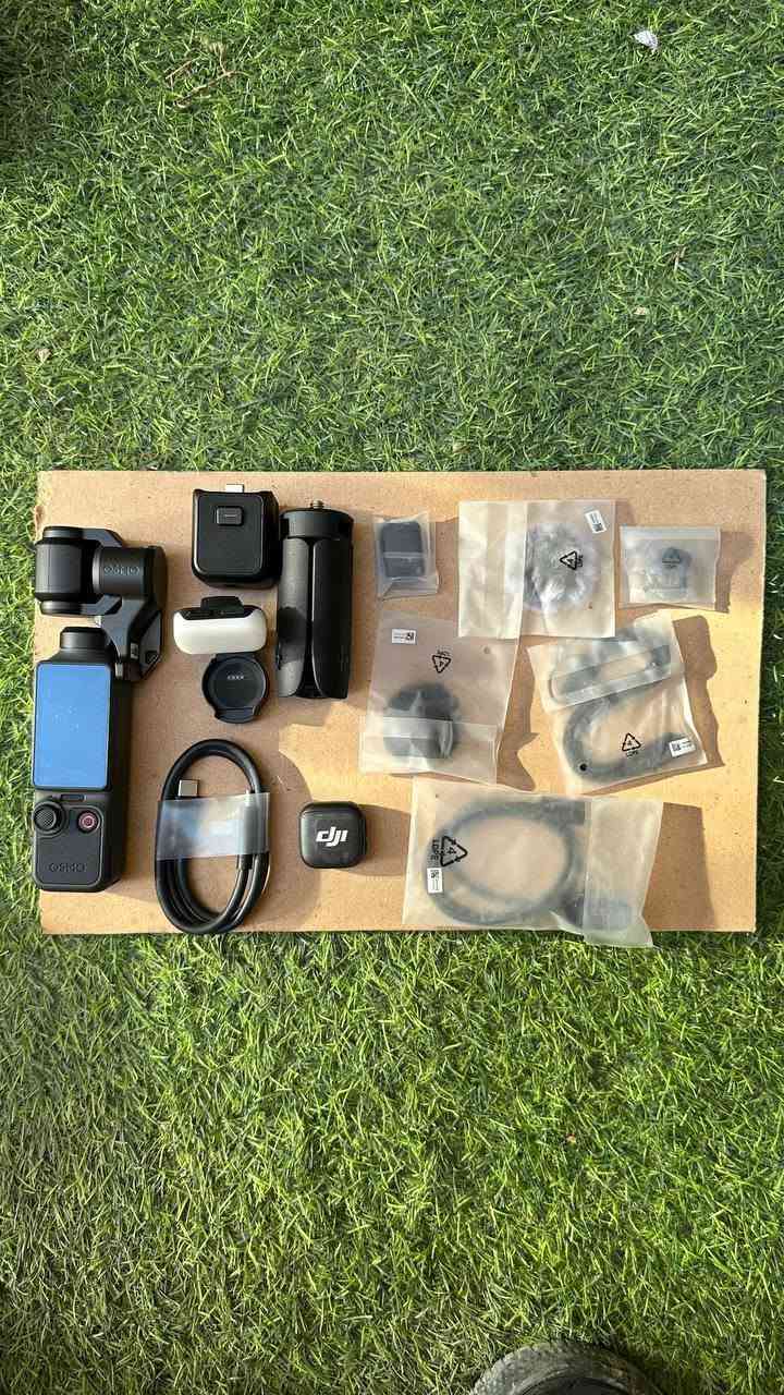 dji osmo pocket 4
لبيع ازمو بوكيت 4 كومبو استعمال يوم واحد كامل ملحقات غراضها بعدها ممفتوحه القطعه بعدها جديده حالها حال الجديده الي تعجبة يدزلي خاص ويدلل


**إذا كنت صاحب هذا الإعلان وتريد حذفه لأي سبب، رجاءا أرسل رسالة إلى الدعم الفني**