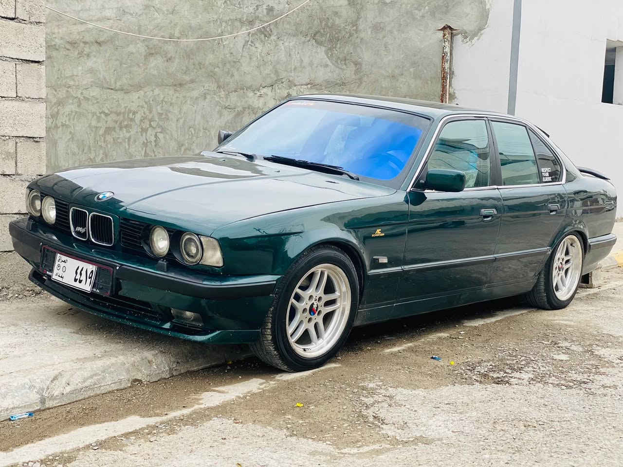 {***********}
(🇩🇪BMW~520i~1993🇩🇪)

فول فول مواسەفات تەنها سڵاید نیە 💯🇩🇪
520 گێڕ عادی+چوار جام کارەبای+قوفڵ مەرکەزی هەر چوار دەرگاو سنوقیش +تەبرید ساردو گەرمم لەسەر سویچ ❄️+2 کوشنی پێشەوە ئیتەرو مەساج +ئاوێنە گوێبەرخ+ئاوێنە کارابای+بلوتوزو ئۆکسو ئێمپری فایەر+ناو کرێمیەو داشبڵو بەردەرگەی زۆر زۆر جوان ماوەتەوە+دەعامی پێشو دواوەی ویلو هەموو گیانی M+گێڕمو مەکینەو ئەکسلو کارەبایو دارو بەردی بەشەرت برێکو ABS هەموو گیانی مەزبوتە تەنها لە 1سایەقی کەمەو بۆ عەیب مەگەڕێ
{ئاڕم پلاسیکی هەولێر بەشەرت}گێڕو مەکینەو🔩
ئاڕمو ئەولیاتو موسو بڕاوە بەشەرتی ١٠٠ فیتەر⚙️🔧
ڕۆنو هایدرۆلیکیم تازەبۆ گۆڕیوەوهی دەستی خۆمەو لێی بێمنەتم ماشەلڵە زۆر تندو تۆڵو بەقوەتە💯🇩🇪
هەر کەس حەزی لێبوو لەخزمەتیام چات کات
یان تێل کات جوابی کۆمێنت نادەمەوە)
ئەدمینی گوڵ🥀

{سعر~٤٧گەڵاو معامەلە}
{شوێن~پیرەمەگرون}
{***********} السليمانية, العراق
