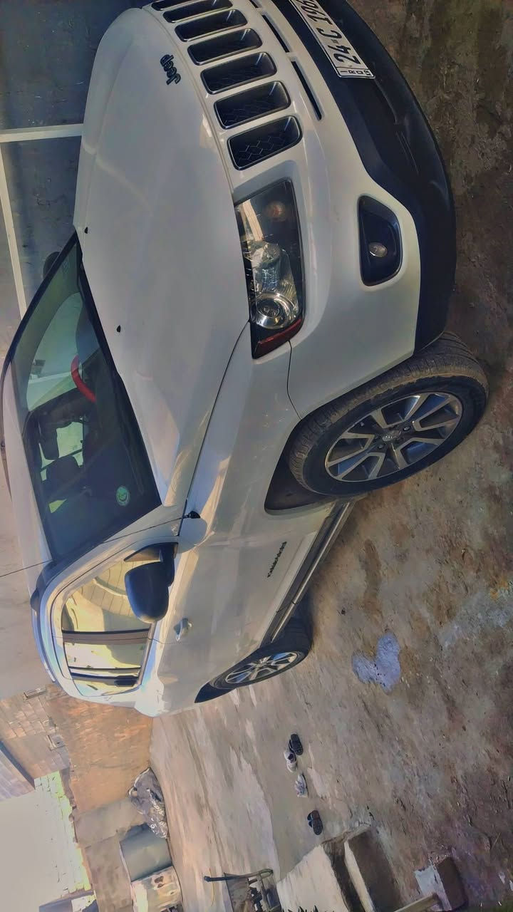 جيب كومباس موديل 2016 رقم  دهوك مسطره  بي كابون 
بلا ضرر فقط جاملغ امامي رش محرك كير شرط
 4 سلندر داخل جلد تبريد تدفئه اربع تايرات جدد طخم جديد سياره بلا صوت  سعر 127 بي مجال 
 رقمي 
***********
