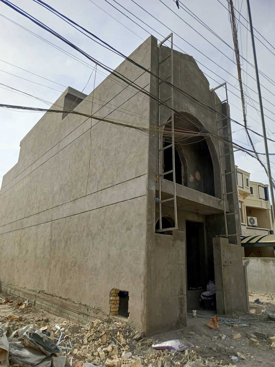 سلام عليكم ورحمه الله وبركاته كادر واجهات لبخ تطعيم ولبخ خارج متفرق حالياً من  ***********
