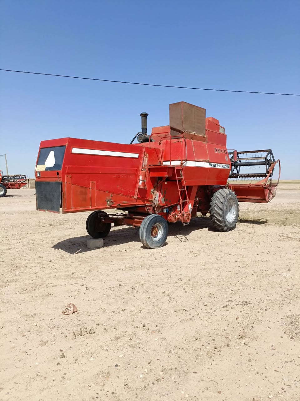 للبيع حاصده فوركسن موديل 90رقم نينوى المكان تكريت الاستفسار ***********
