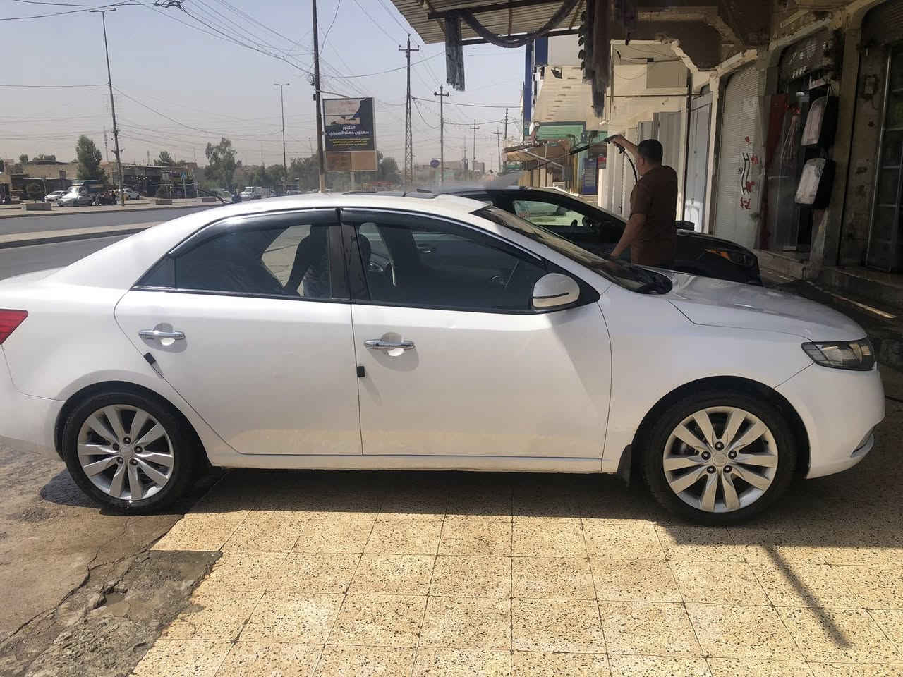 السلام وعليكم اخوان سيراتو ٢٠١١ فول فول موصفات قطعتين صبغ بيهاا مو كل قطعه مكانات على شبر رقمهاا شمال. بدون كاربون ***********
