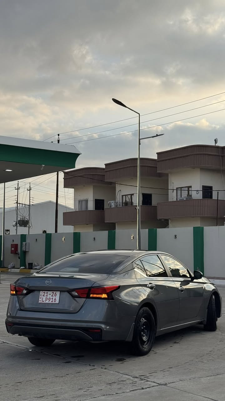 التيما موديل 2024 كاتي شمالي دخوك جديد
مكان السيارة كركوك 

مواصفات :

اوتو بريك امامي

اوتو بريك خلفي 

رادار امامي 

رادارات جانبية 

حساسات خلفية 

كامرا خلفي 

بصمة 

تشغيل عن بعد 

رقم الشاصي : 1N4BL4BV7RN357732

السيارة بدون صبغ حادث بسيط جدا ايرباك ستيرن تك تكمة مبدل بلادي السيارة كاملة للاخبر ماشية 59مايل وقابل للسيارة تترقم شمالي اربيل سليمانية دهوك 

لمعرفة السعر واتس او اتصال ع رقم ***********
