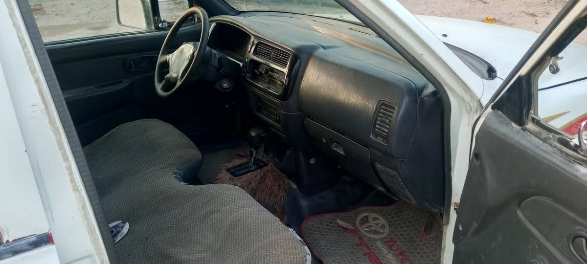 من رخصة الادمن المحترم للبيع متسوبيشي مديل ٢٠٠١ رقم بصره عنوان البصره محرك وكير اوتوماتيك استفسار السعر ٤٠ وبيه مجال استفسار ***********
