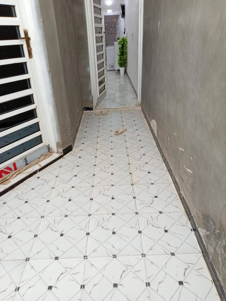 🏠 دار سكن للبيع ١٠٠ متر🏠 طابو زراعي سند 25 تحويل بسم المشتري  مباشر ♦️♦️♦️
مجمع المصطفى قرب دور النسيج نهاية شارع القوس🌿♦️💚
يتكون من استقبال صاله مطبخ غرفه نوم حمام داخلي وخارجي بناء حديث طابوك الاساس والصطح  صب كونكريت 🏠🌿🏠♦️
ارضيه بورسلاين كله سيراميك درجه اولئ كامل من كلشي  الشارع تبليط وإنارة ليلية بيت كلش حلو نظيف بناء درجه 🌿 اولى للاستفسار خاص


**إذا كنت صاحب هذا الإعلان وتريد حذفه لأي سبب، رجاءا أرسل رسالة إلى الدعم الفني**