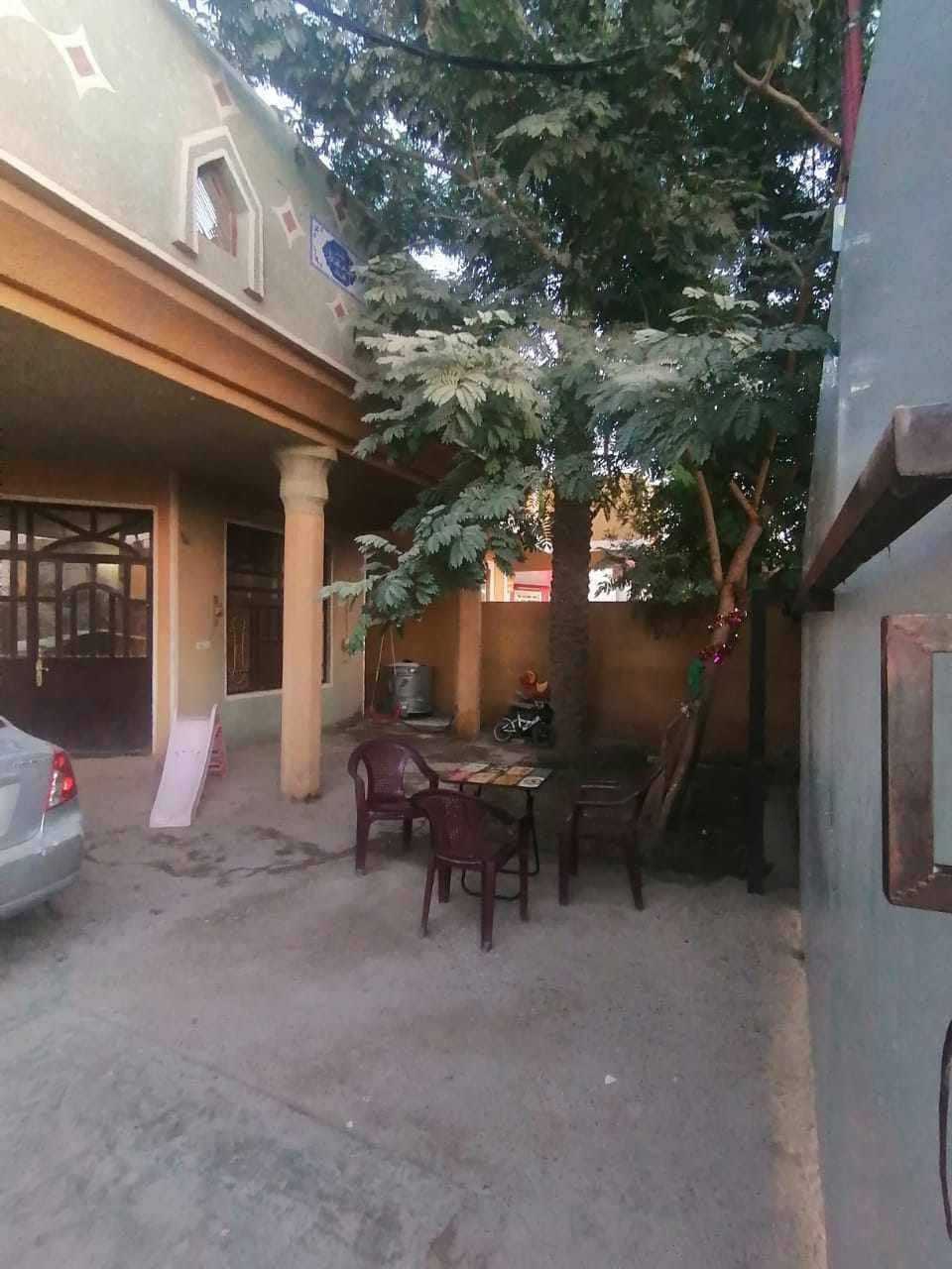 يالله بيت في بغداد منطقه الراشديه
جنس العقاري سند ٢٥

بيت مساحتة 287 بي 4 غرف واستقبال مطبخ طرمه وحديقة صغيرة وصحيات

سعر مناسب جدان 225بيه مجال الاستفسار تصال على رقم ***********

قريب علئ ناحيه للراشدية
