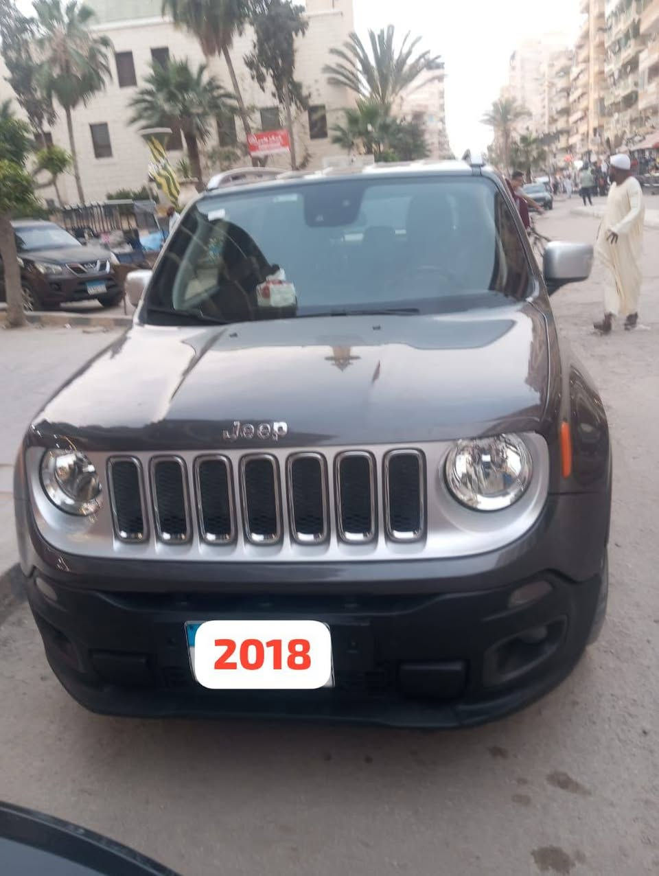 جيب رينيجيد  
​الموديل: 2018
​الفئة: الثانية كاملة بصمة
​الدهان: فابريكة بالكامل بدون أي خربوش أو دهانات نهائياً.
​الصالون: فرش جلد بحالة ممتازة.
​الكاوتش: طقم جديد .
​الحالة: ممتازة جداً ولا تحتاج لأي مصروف، جاهزة للكشف في أي مركز.
​المعاينة: الإسكندرية.


**إذا كنت صاحب هذا الإعلان وتريد حذفه لأي سبب، رجاءا أرسل رسالة إلى الدعم الفني**