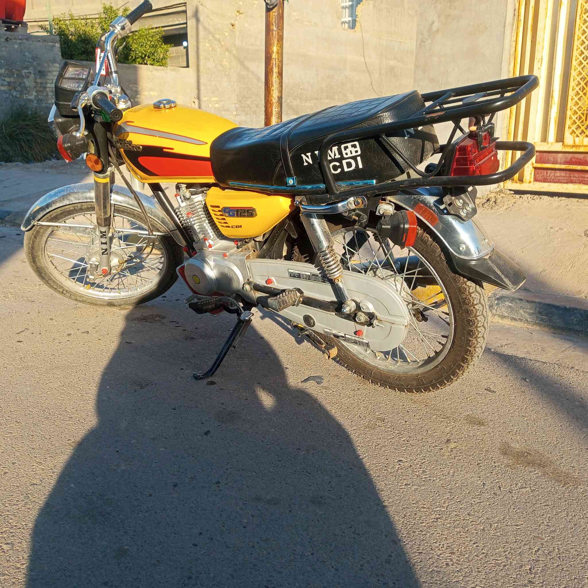 سلام عليكم نامة موديل 25 للبيع مكاني حفرية ***********
