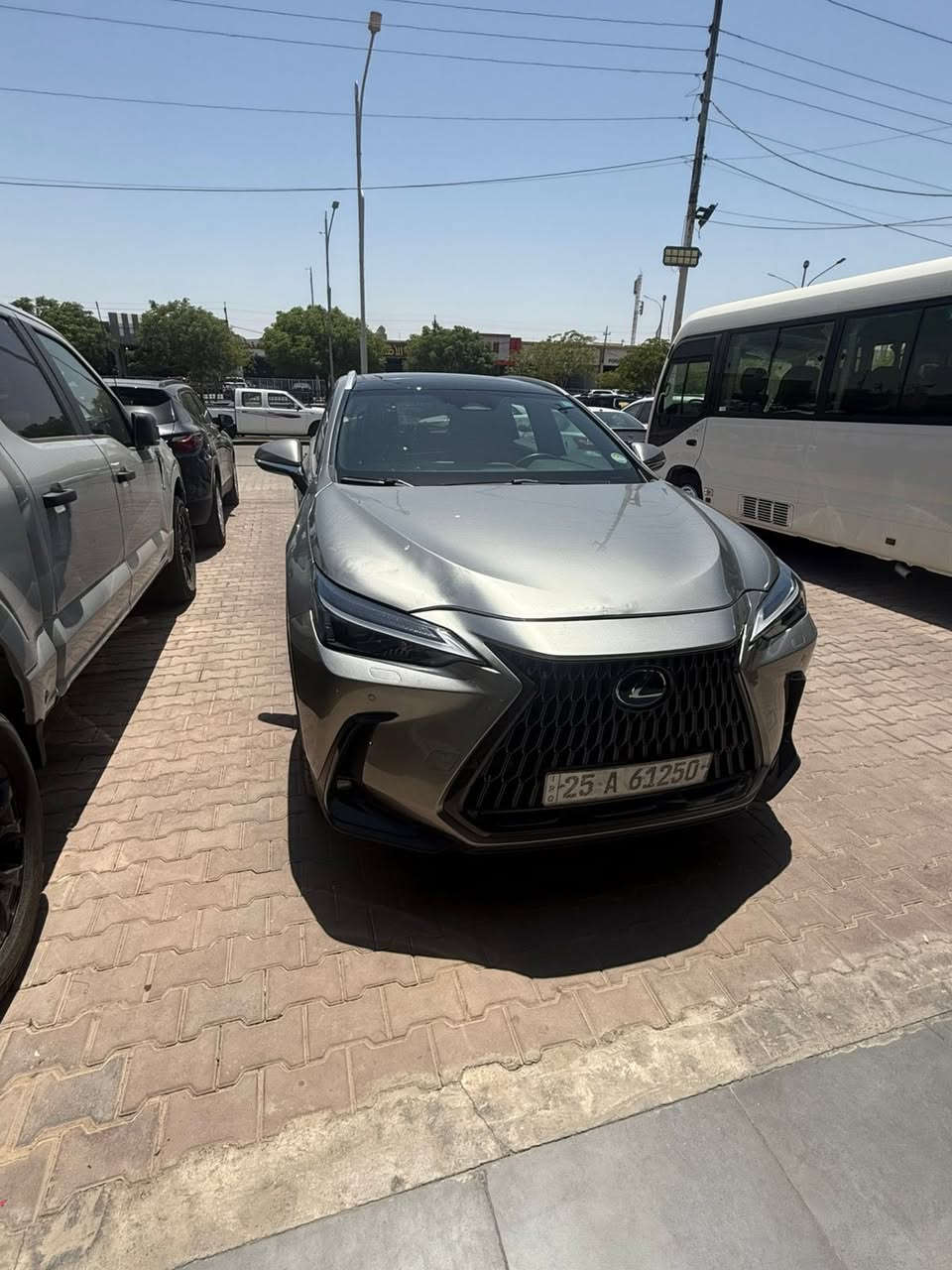 🚗 للبيع — لكزس 2023 هايبرد فل مواصفات

فرصة مميزة لعشاق الفخامة ✨
لكزس موديل 2023 بحالة شبه الوكالة، استخدام نظيف جداً ومواصفات كاملة.
 ضرر كلش خفيف
🔹 هايبرد اقتصادي جداً في الوقود
🔹 فل مواصفات
🔹 شاشة كبيرة + نظام ملاحة
🔹 كاميرات + حساسات أمامية وخلفية
🔹 رادار وأنظمة أمان متطورة
🔹 بصمة تشغيل + دخول ذكي
🔹 مقاعد جلد فاخرة
🔹 السيارة بحالة ممتازة جداً ولا تحتاج أي مصروف

💰 السعر: 3 دفاتر و10 أوراق

📍 السيارة جاهزة للفحص في أي وقت
للجادين فقط.  استفسار ***********
