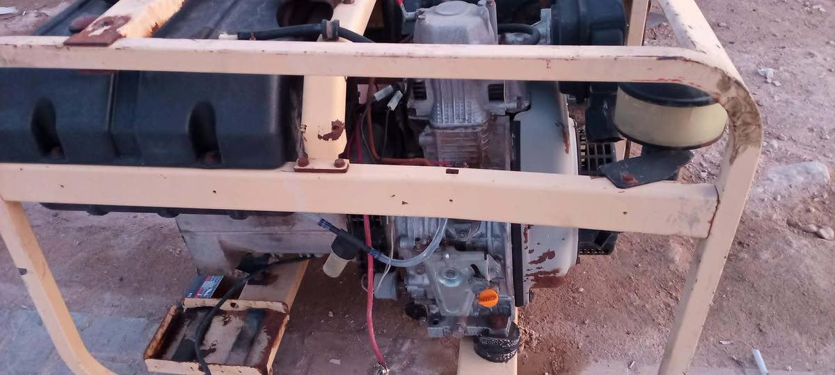 مولد كاز ياباني مال قواعد 7 كيفي يصرف نص لتر بالساعه مولد كلش نضيف شرط الفحص 
سعره 700 الف بي مجال 
مكانه القائم يوجود توصيل 
***********
