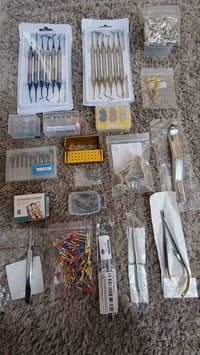 أدوات أسنان • تقويم أسنان • توصيل