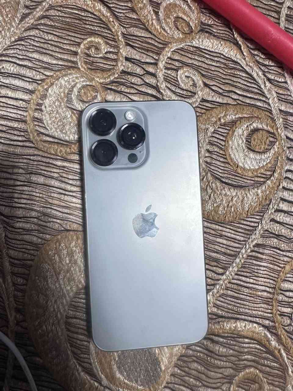 ايفون 15برو ماكس بطارية 🔋 93 ذاكرة 256
بغداد-الحسينية 
متوفر واتس اب 
***********
