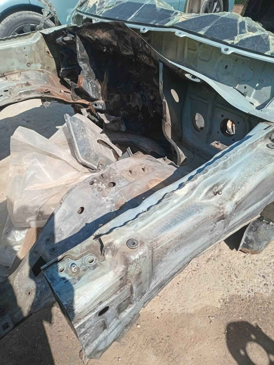 سلام عليكم سيارة رانج محروكه قماره شاصي مكينه وكير مابيهن شي بس لهب نار بيبان سياره رقم وسنوية موجوداة قرار ٤٨ به ٣٠ ورقة موديل 2008 الاستفسار ***********
