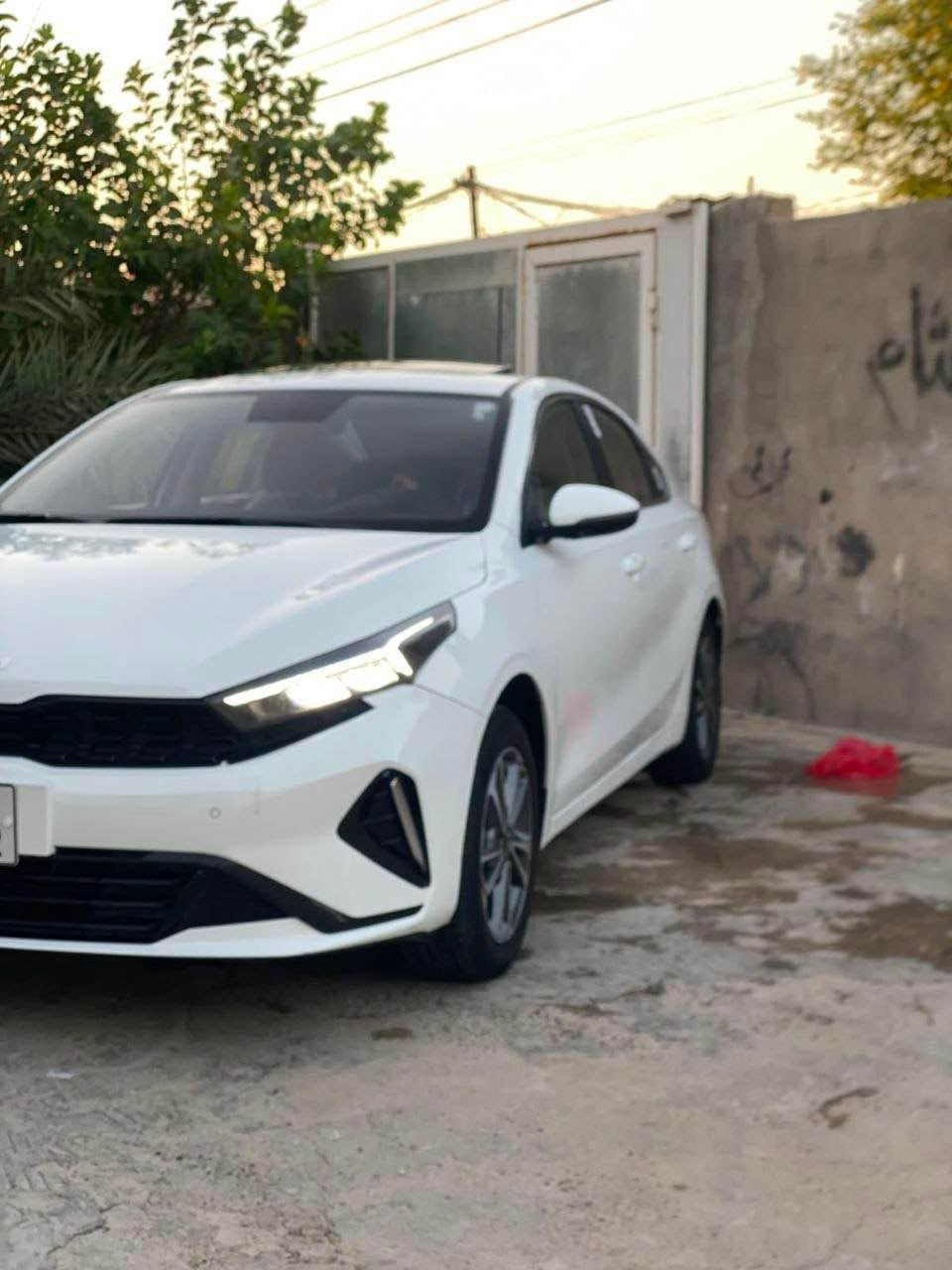 سلام عليكم .  للبيع فقط. K3. 2025بيه قطعتين ول باقي كفاله عامه من الرصعه  ماشيه 20الف حقيقي.       بعدها على وضع الشركه اربيل بسم شركة شوره وكالة تحويل ماكو مشكلة السعر 127 مكان السياره النجف للستفسار *********** النجف, العراق
