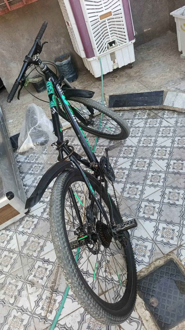 للبيع حجم 28
نضيف ال اخرر حبه نقص فقط كف بايدر 
. ***********
