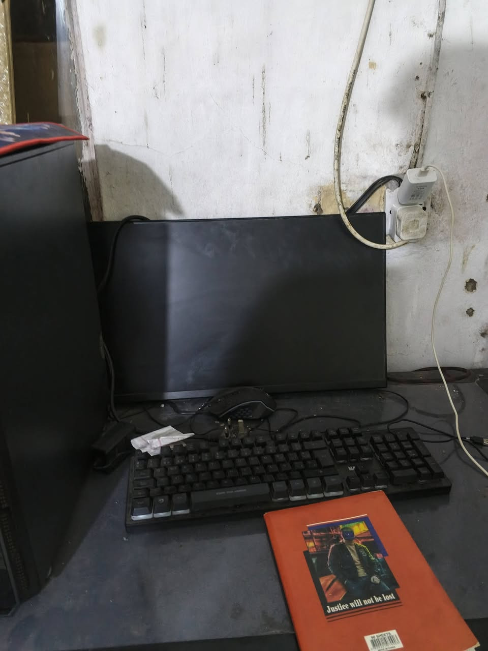 كيس للبيع جديد جديد استعمال اسبوع مواصفات فول العاب اقوه المعالجات سعر 700 وبي مجال قليل للشراي للاستفسار *********** واتساب فقط
